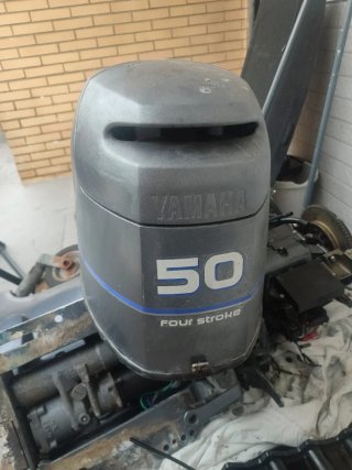 Capota Yamaha 50cv 4T Carburación