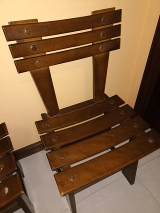Sillas de madera rústicas (2 unidades)