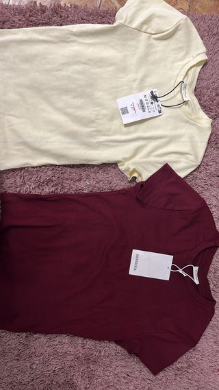 Lote 2 Camisetas Bershka Amarilla y Roja Talla M