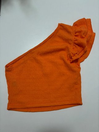 2 Top una manga volante fucsia y naranja