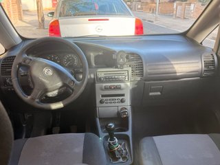 Opel Zafira 2005