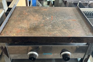 Plancha de hierro a gas Jinama