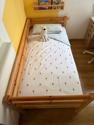 Cama individual de madera Flexa (90x200cm)