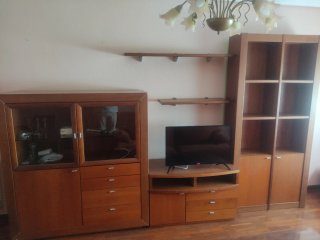 Mueble de salón de madera