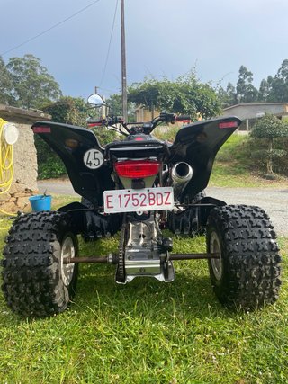 Quad Suzuki LTZ 400 Black Edition