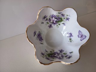 Cuenco Aynsley porcelana flores mariposa