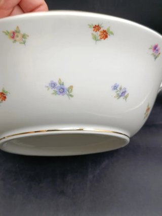 Sopera porcelana UML France