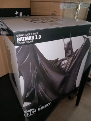 Batman Black & White 2.0 Figura
