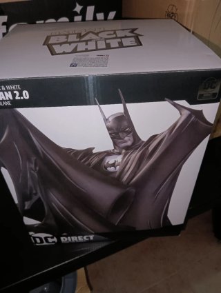 Batman Black & White 2.0 Figura