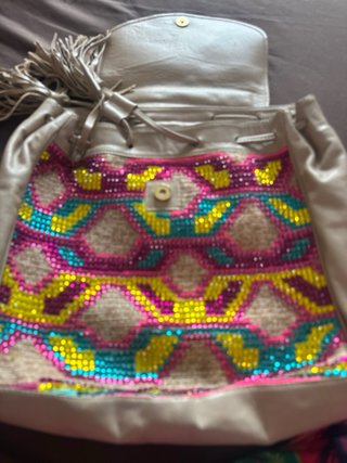 Mochila Wayuu Cuero y Swaroskis