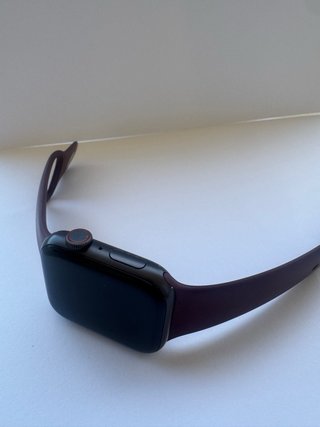 Apple Watch SE GPS Morado