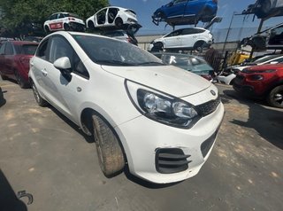 Asientos traseros 891001w010bdm kia rio 2905669