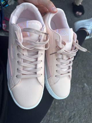 Zapatillas Kappa rosas y blancas