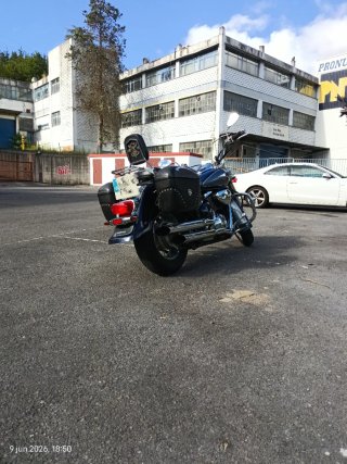 Suzuki Intruder VL800 Cruiser