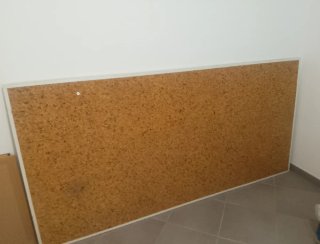 Tablón de corcho grande escolar