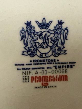 Vajilla Ironstone Empire Azul y Blanca