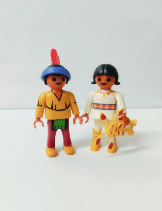 Niños Indios de playmobil.