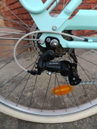 Bicicleta de señora mint Btwin sin uso