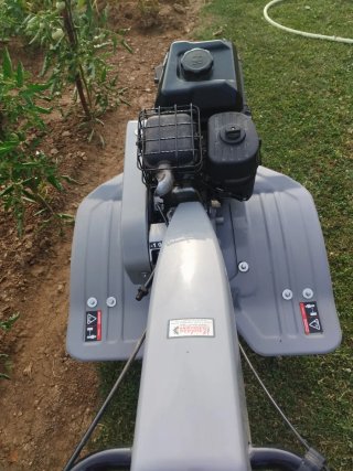 Motoazada MB950