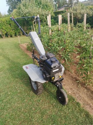 Motoazada MB950