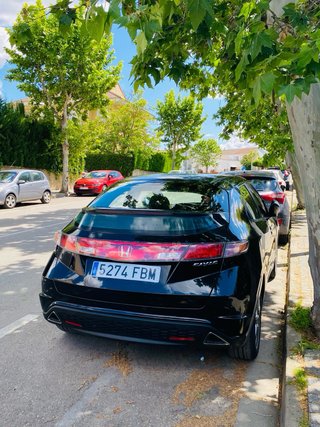Honda Civic 1.8 Sport 5p