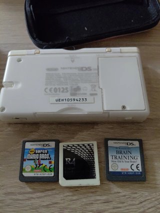 Nintendo DS Lite Bianca + Giochi