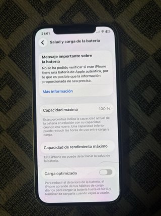 iPhone 12 Caja Morada