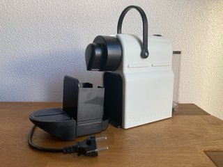 Cafetera Nespresso Inissia Krups Blanca