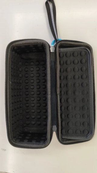 Altavoz Bluetooth VTIN Punker Negro  BUEN ESTADO