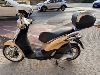 Piaggio Liberty 125 Beige/Negro