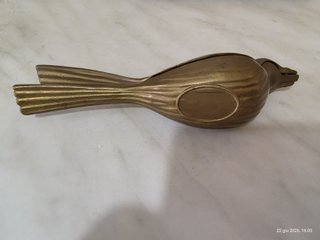Schiaccianoci vintage ottone uccello