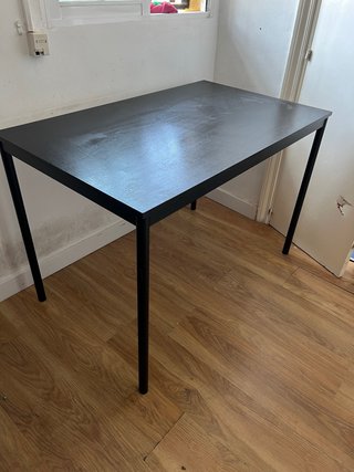 Mesa de comedor negra Sandaberg