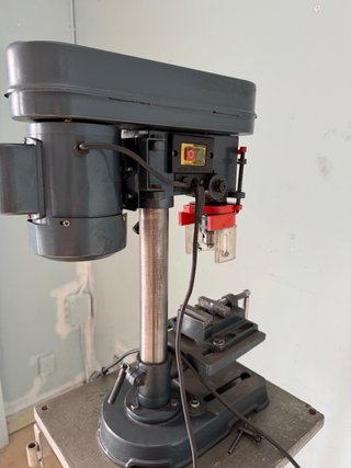 Taladro de columna KRAFT tech.
