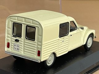 CITROËN DYANE 6 400 (1979 matrícula Barcelona 1:43