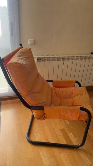 Sillón tela naranja y rosa