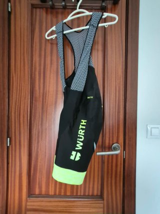 Conjunto Ciclismo Maillot y Culotte Würth