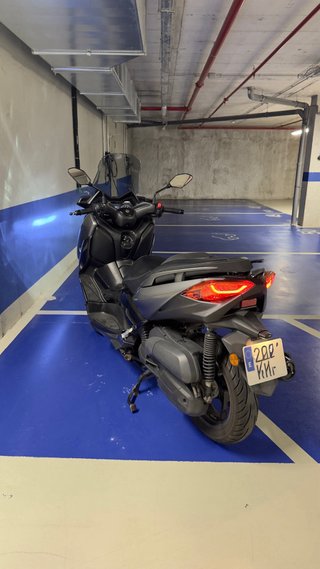 Yamaha XMax 125cc Negra/Gris