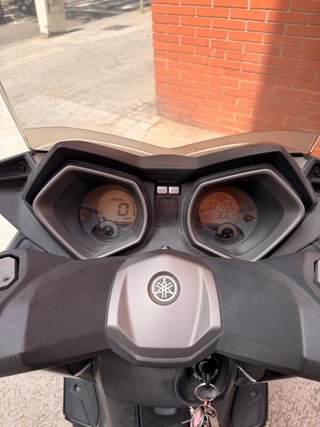 Yamaha XMAX 250cc 2015 - 33133 km