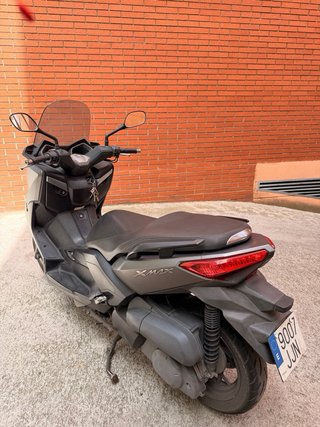 Yamaha XMAX 250cc 2015 - 33133 km