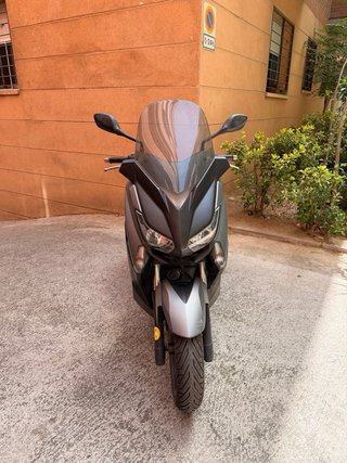 Yamaha XMAX 250cc 2015 - 33133 km