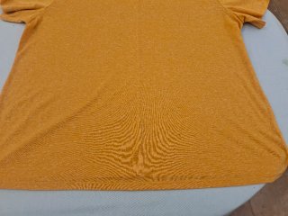 Blusa T XL. Medidas en descripción