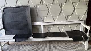Alfombrillas de goma Toyota Corolla Touring Sport