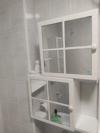 Muebles de baño con espejo y apliques