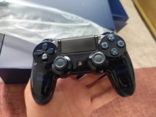 Sony PS4 Pro 500 Million Limited Edition 2TB
