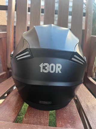 Casco de moto negro tipo abierro/jet