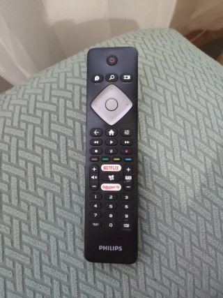 Televisor Philips 75 pulgadas Negro