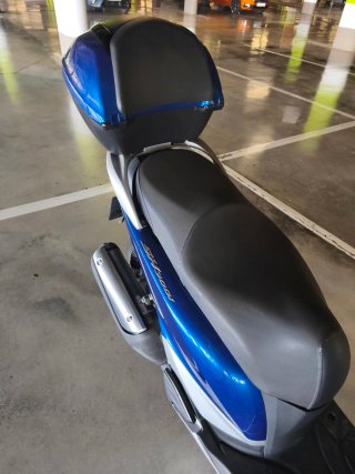 Honda SH300i Azul y Plata