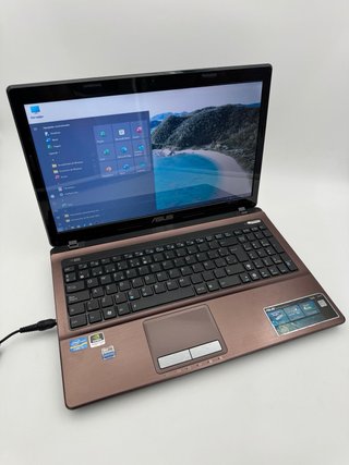 Asus i7/ 8CPUs/ 8GB RAM/ HDD 500GB/ windows 10L