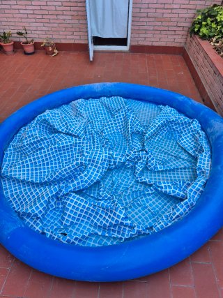 Piscina inflable Intex azul y multicolor