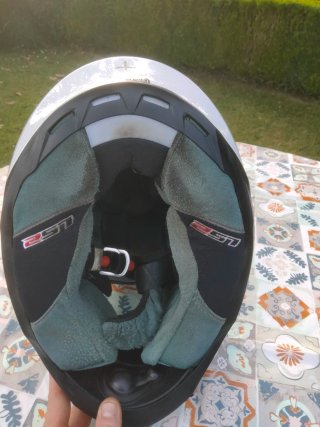 Casco Integral LS2 FF320 Negro y Blanco